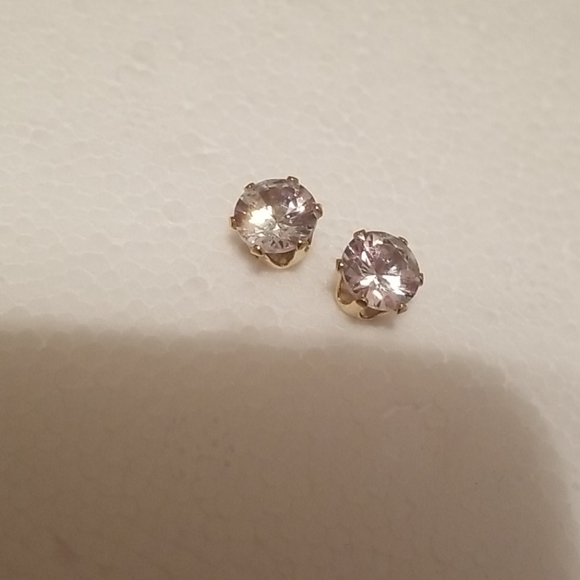 🍎 New 1 or 2 Carat Cubic Zirconia Sim Diamond Studs Gold - Picture 3 of 6